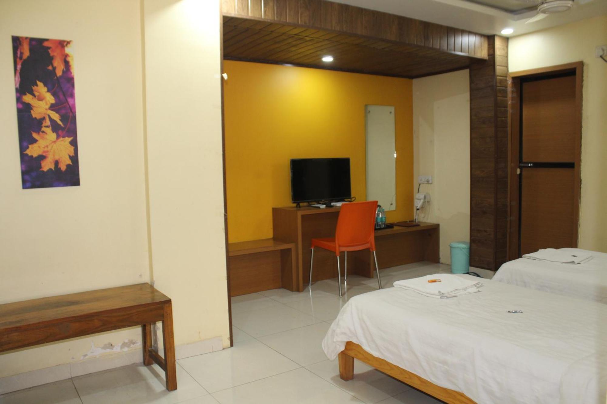 Hotel Shivrai Pen Εξωτερικό φωτογραφία